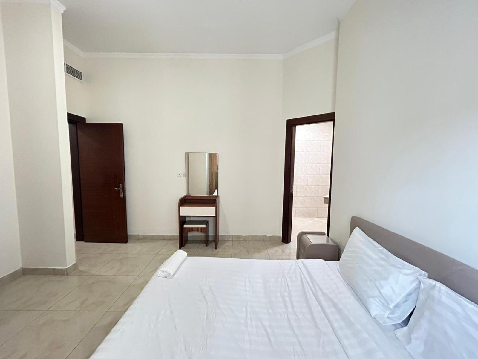 Al Hayat Suites Apartment Manama Exterior foto