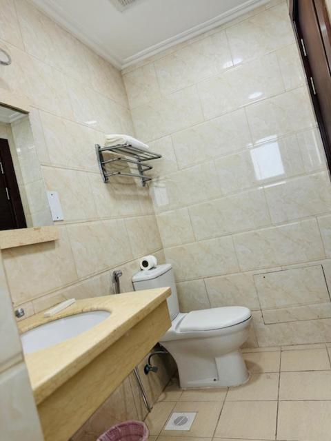 Al Hayat Suites Apartment Manama Exterior foto
